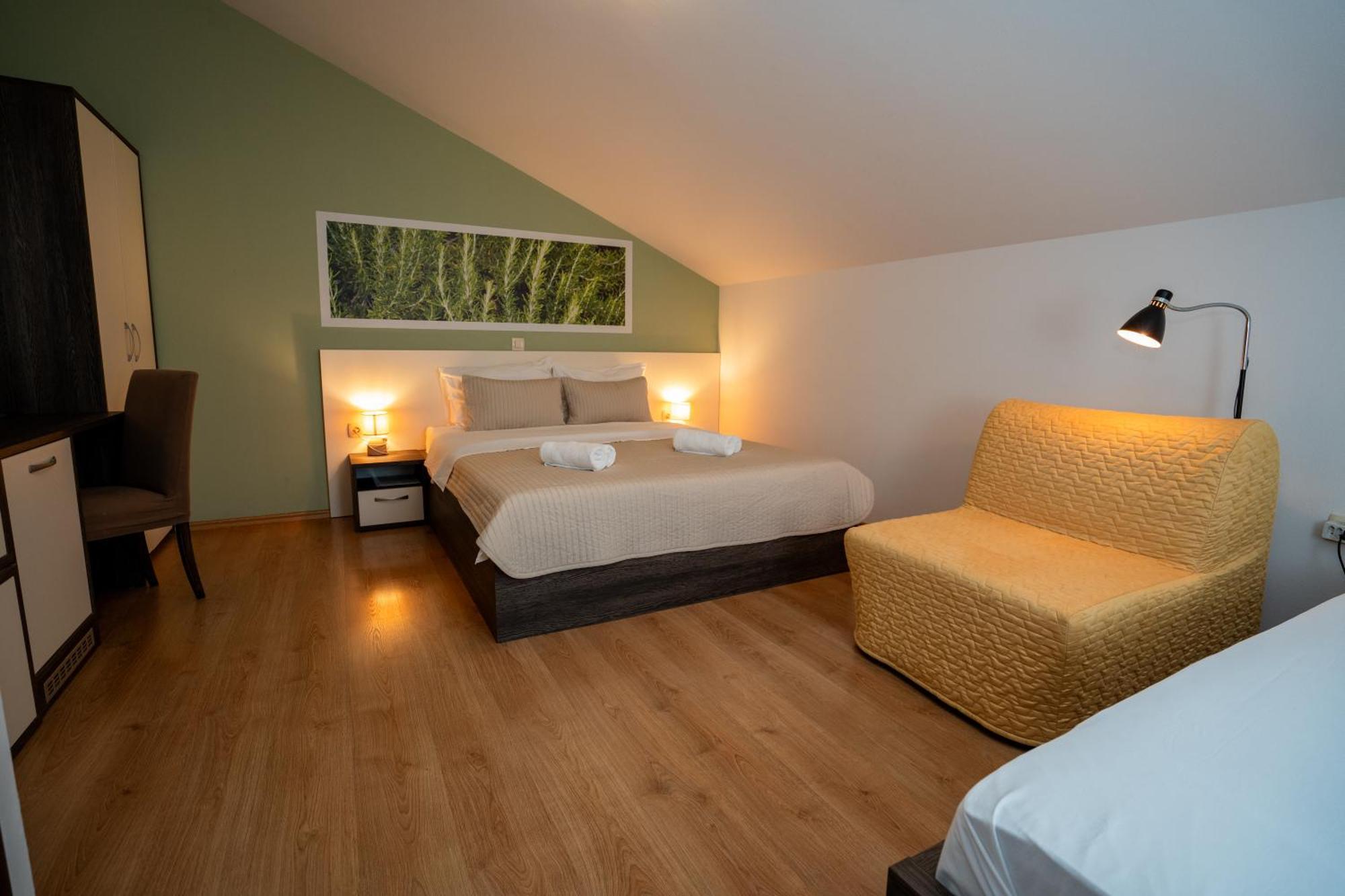 Bed & Breakfast Marta & Tona Kustići Екстериор снимка