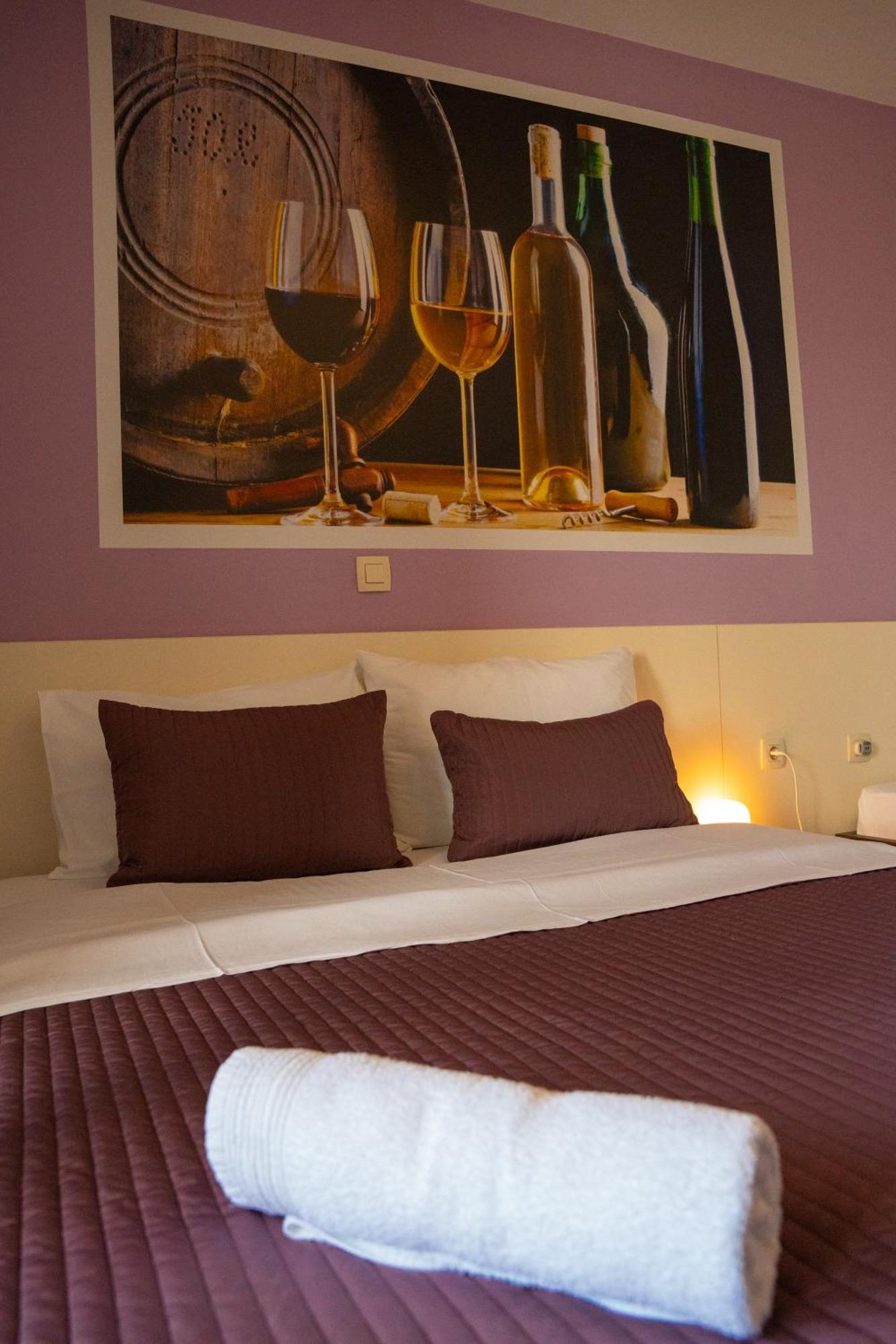 Bed & Breakfast Marta & Tona Kustići Екстериор снимка