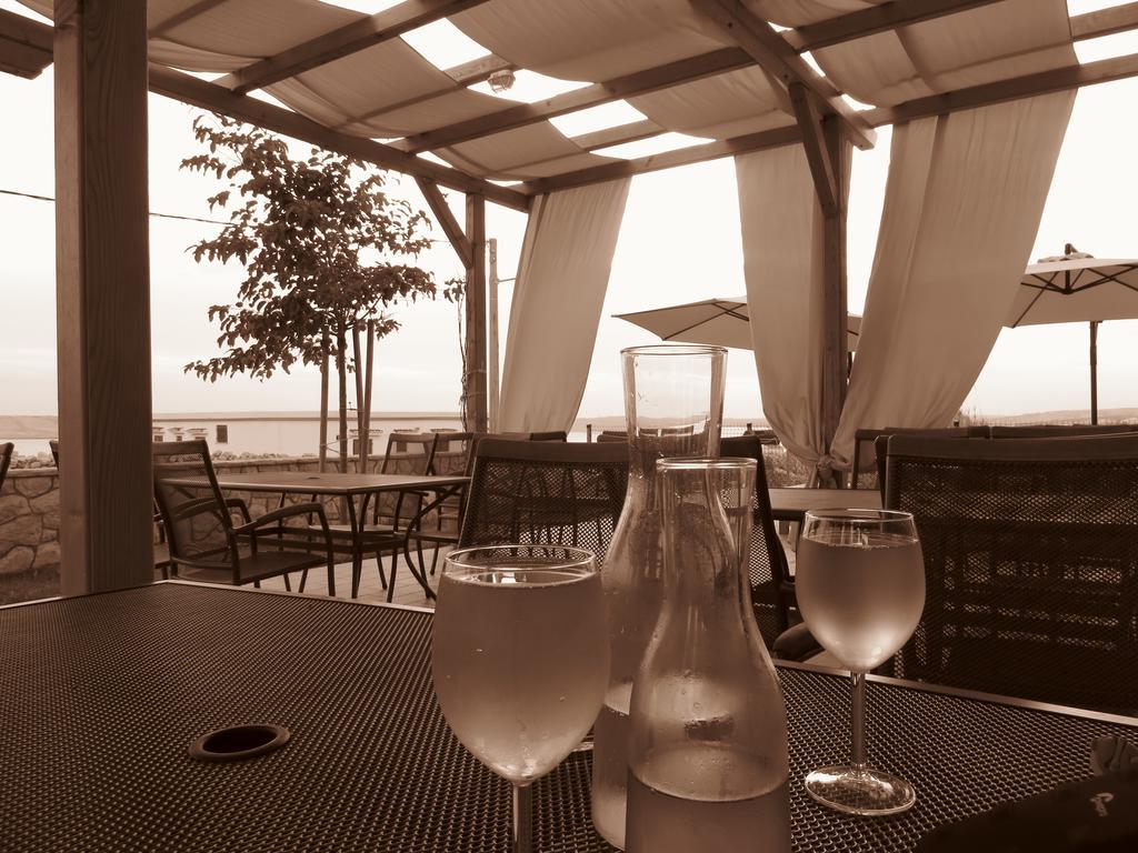 Bed & Breakfast Marta & Tona Kustići Екстериор снимка