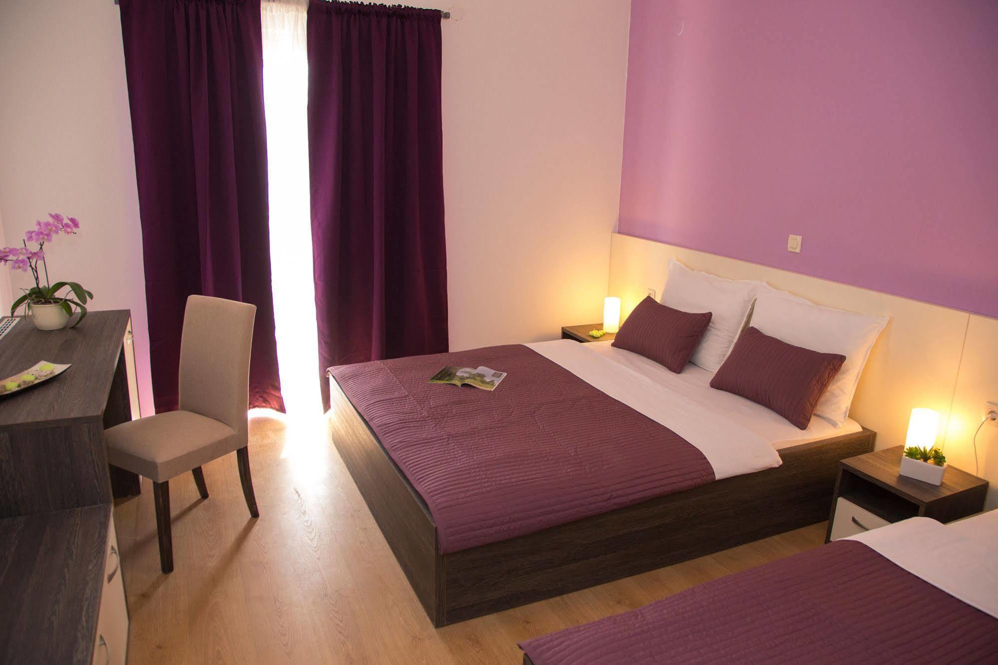 Bed & Breakfast Marta & Tona Kustići Екстериор снимка